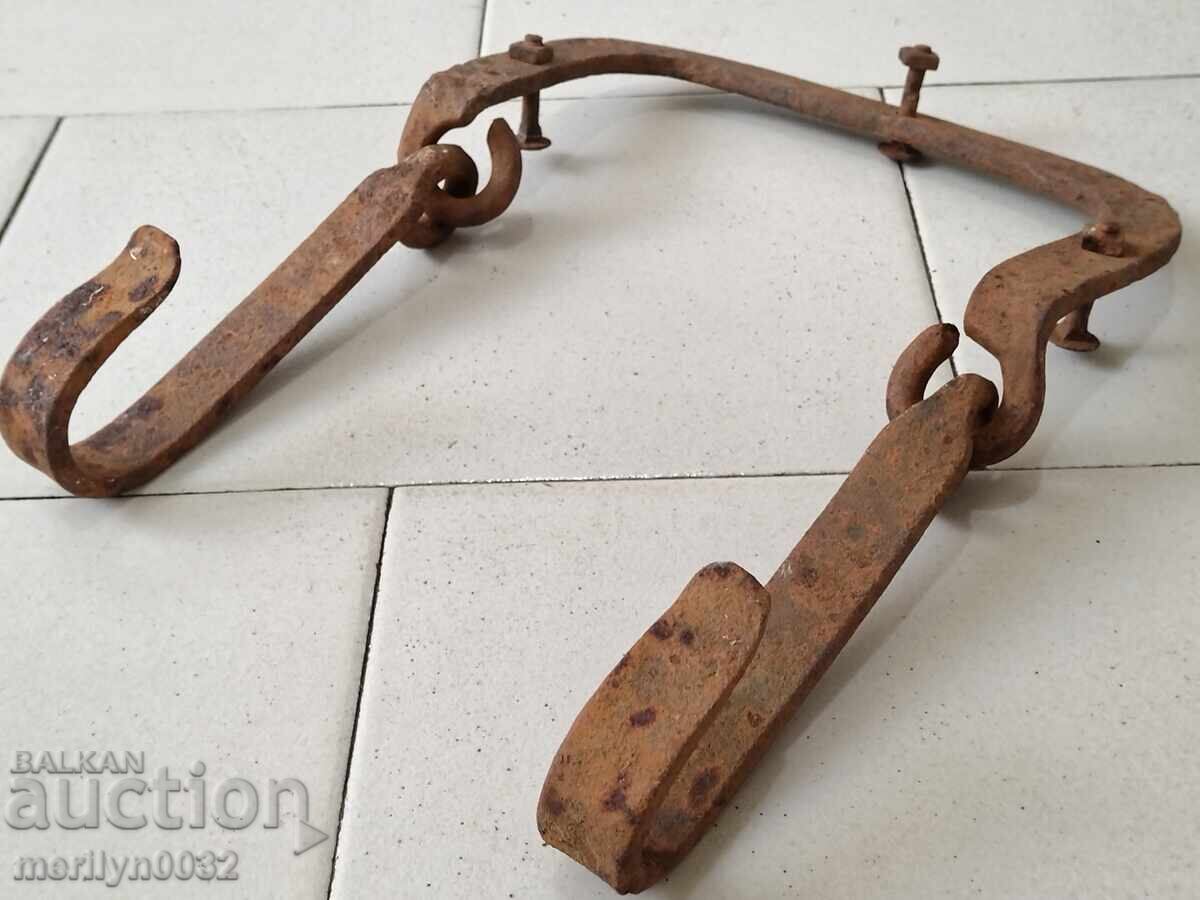 Аукцион Ковани железа за пейка на каруца