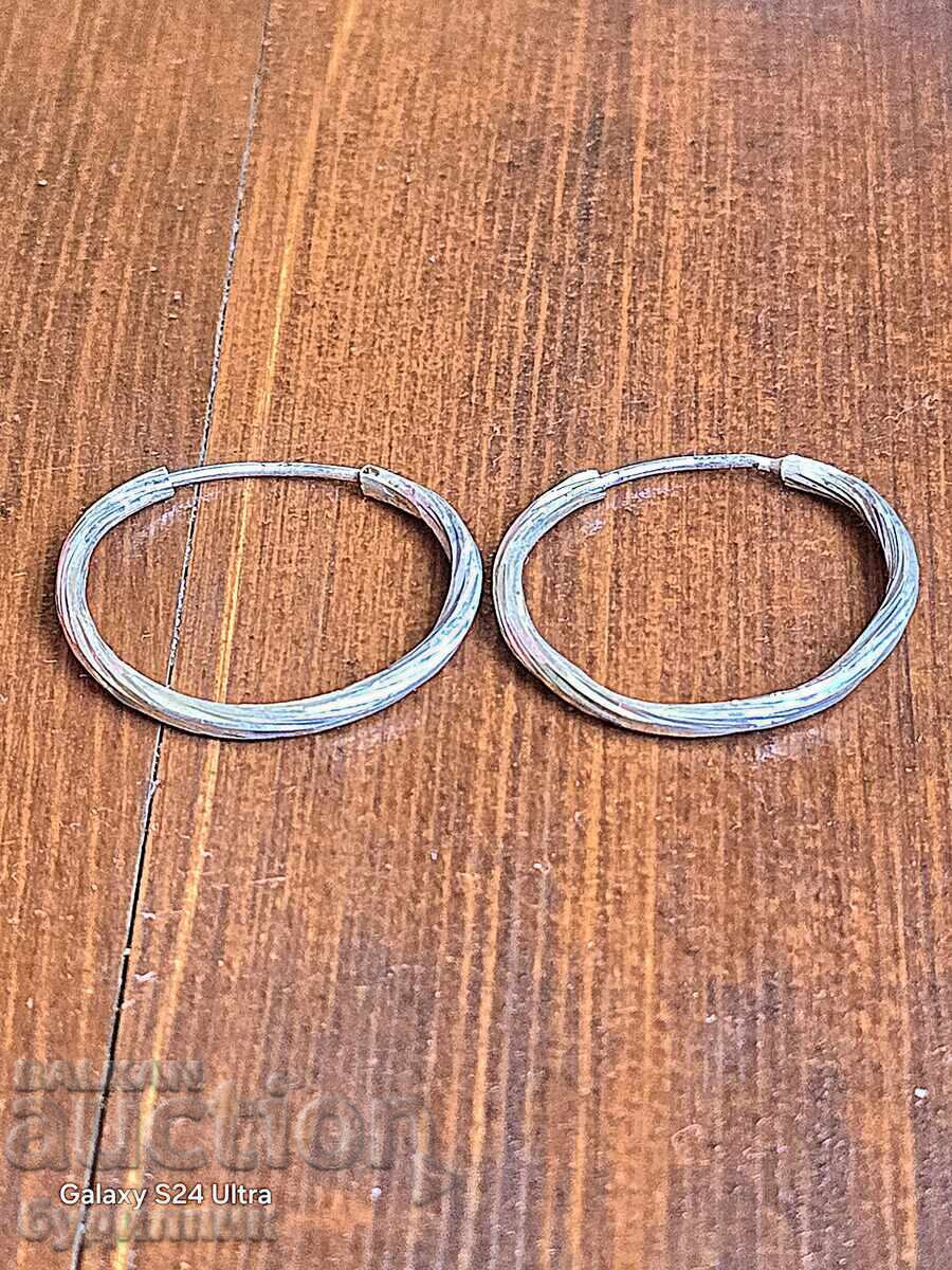 Silver earrings. I'm listing over 100 auctions. Take a look and stay tuned Silver earrings. I'm listing over 100 auctions. Take a look and stay tuned