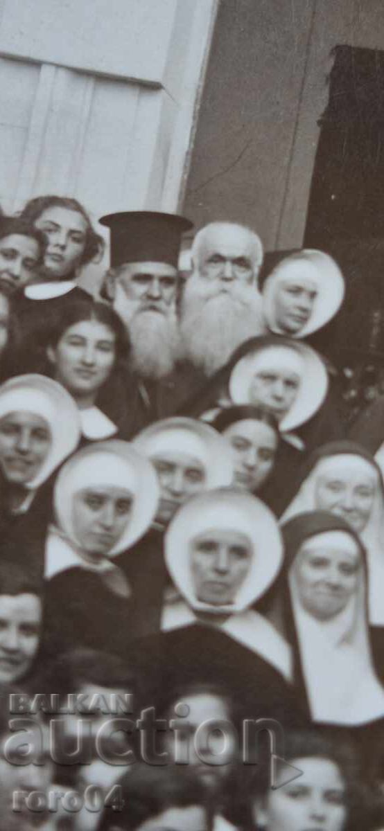 CĂLUGĂRIȚE - COPII - PASTORI - PREOȚI - 6