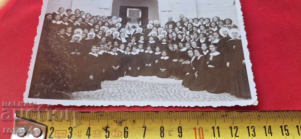 CĂLUGĂRIȚE - COPII - PASTORI - PREOȚI - 7