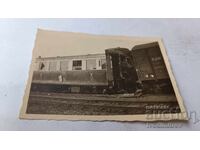 Fotografie Vagon de pasageri al CFR zdrobit într-un accident