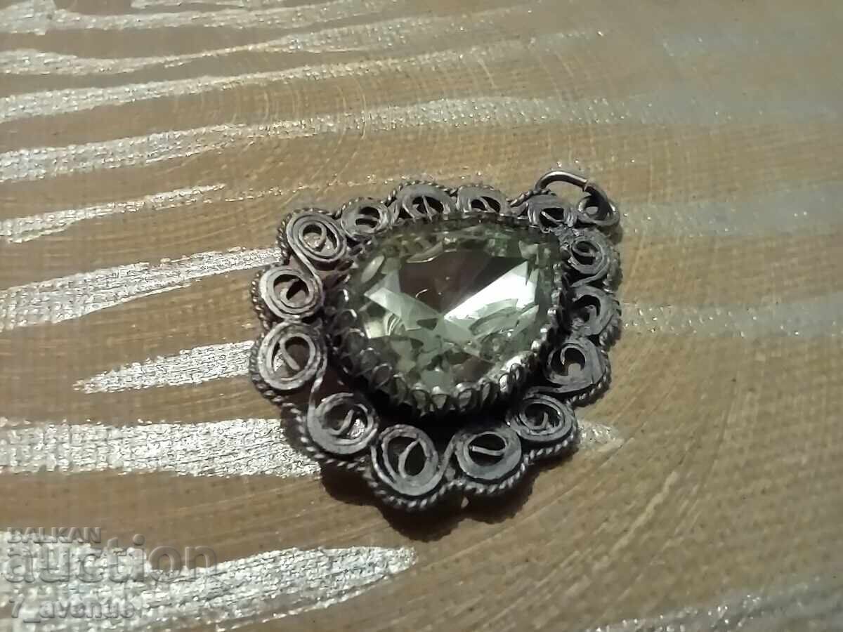 Сребърен медальон с камък 21.04.25 Сребърен медальон с камък 21.04.25