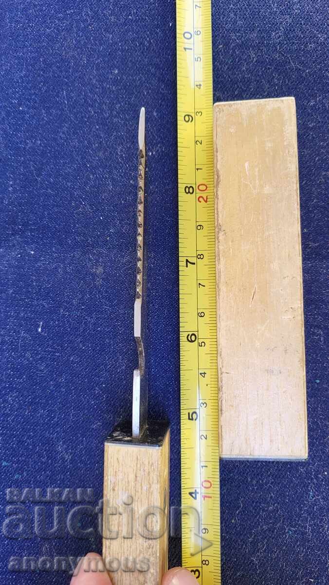 Аукцион Рибарски нож, плаващ нож