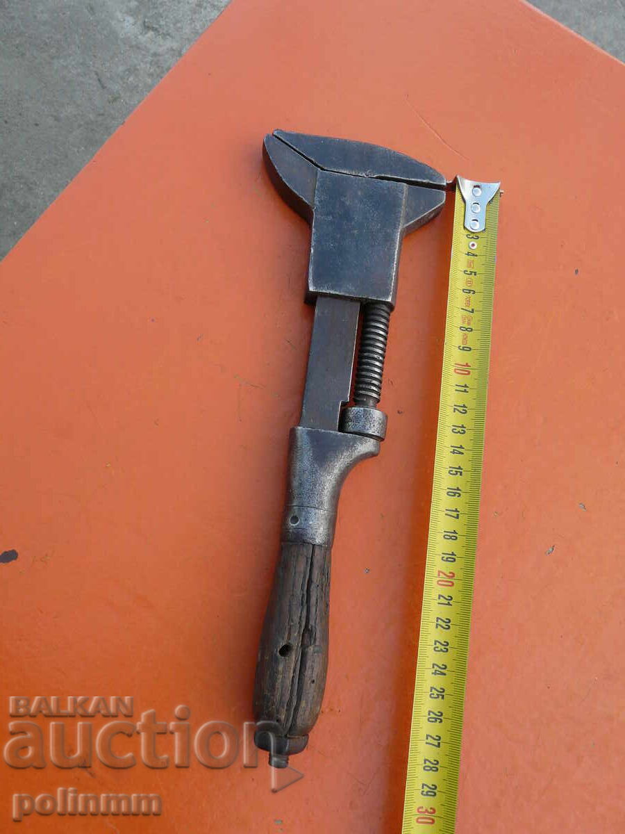 Παλαιό κλειδί σωλήνων - 306 με τιμή 60.00 BGN | € 30.68 Παλαιό κλειδί σωλήνων - 306 με τιμή 60.00 BGN | € 30.68