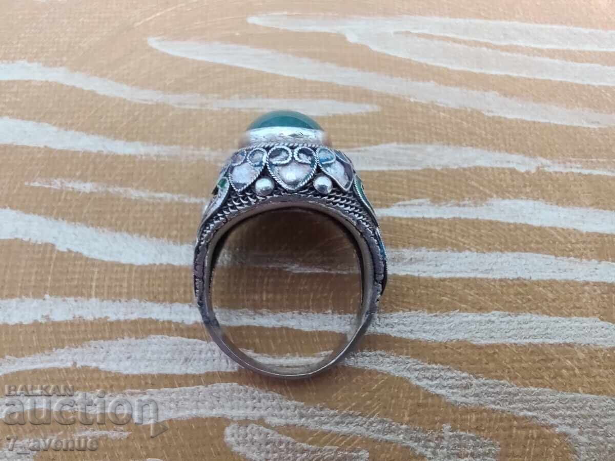 Доставка на Сребърен пръстен с Нефрит емайл проба 925, 22.04.2025 Доставка на Сребърен пръстен с Нефрит емайл проба 925, 22.04.2025