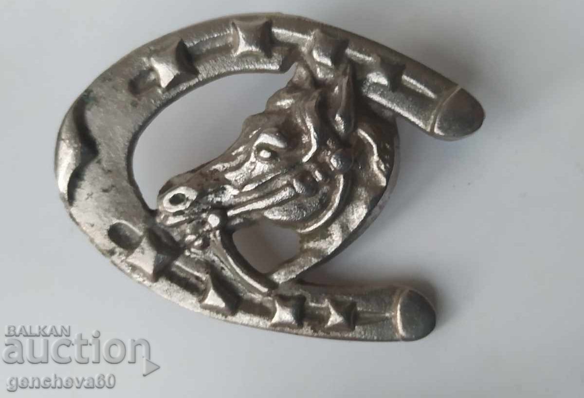 Παλιά μεταλλική πέταλο πόρτας