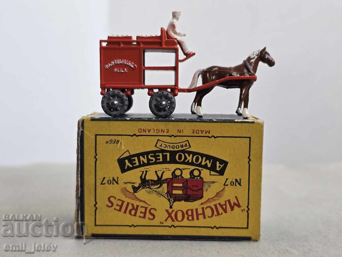 Matchbox Lesney No.7A Horse Drawn Milk Float - in original box with price 99.00 BGN | € 50.62