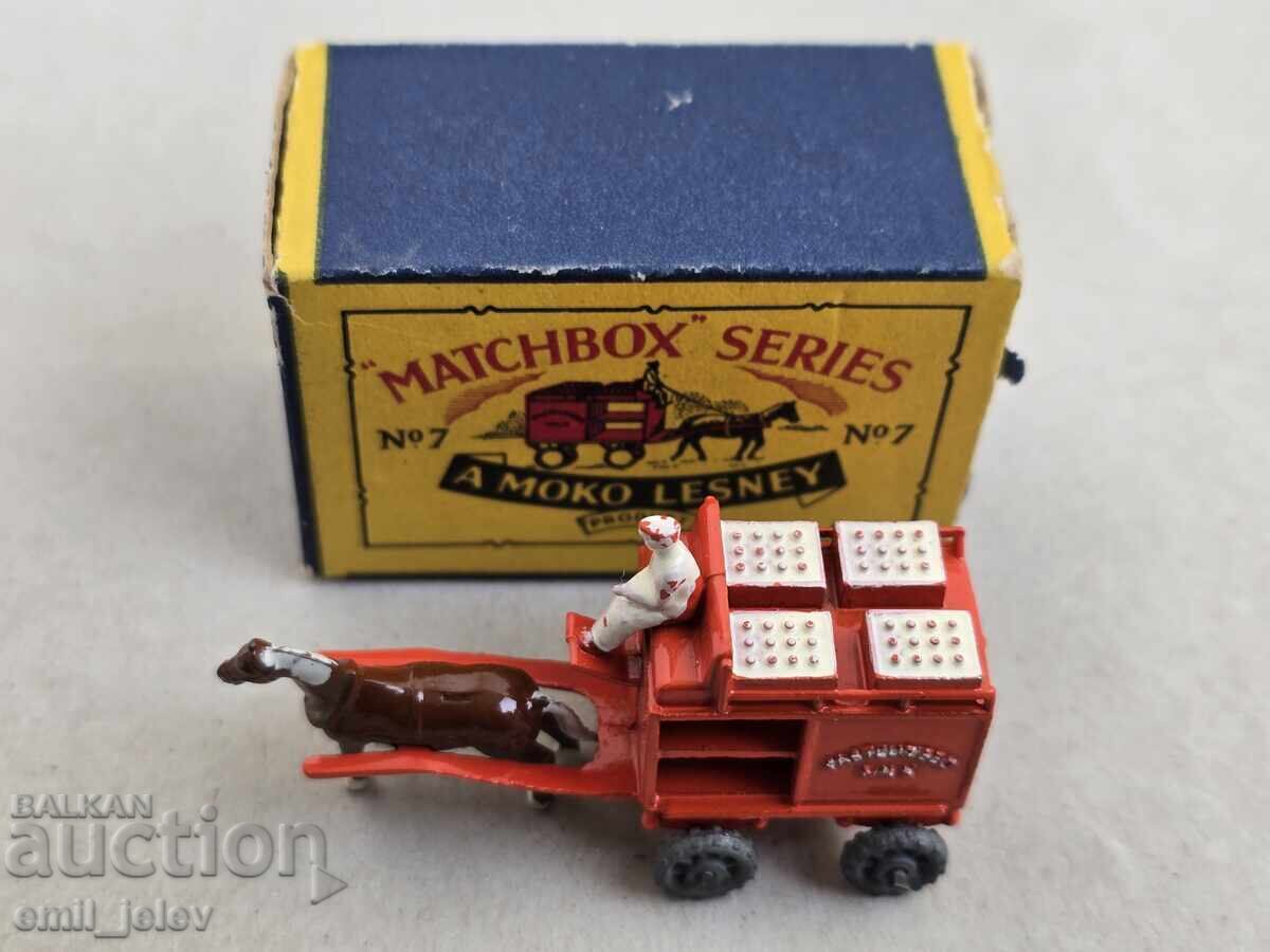 Matchbox Lesney No.7A Horse Drawn Milk Float - in original box - 7