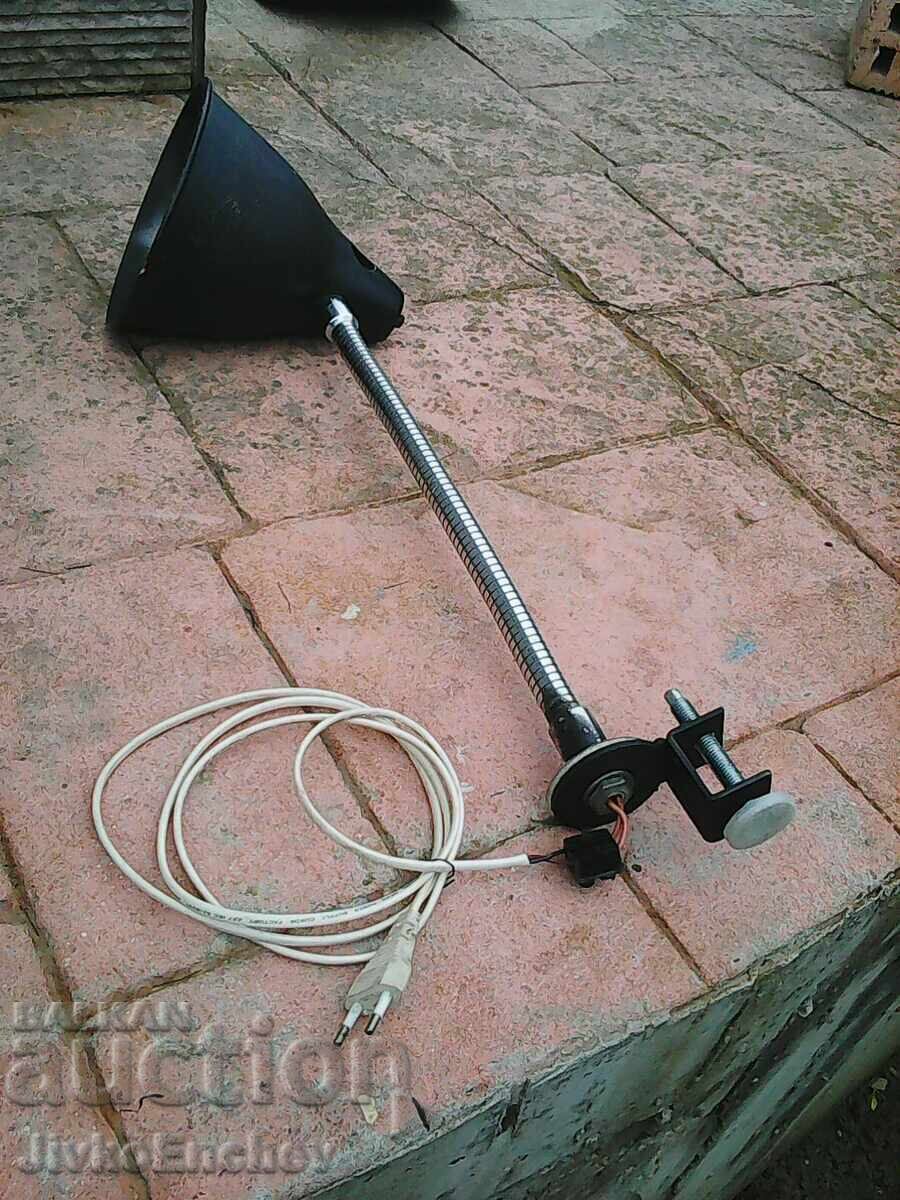 Παλιά βιομηχανική λάμπα