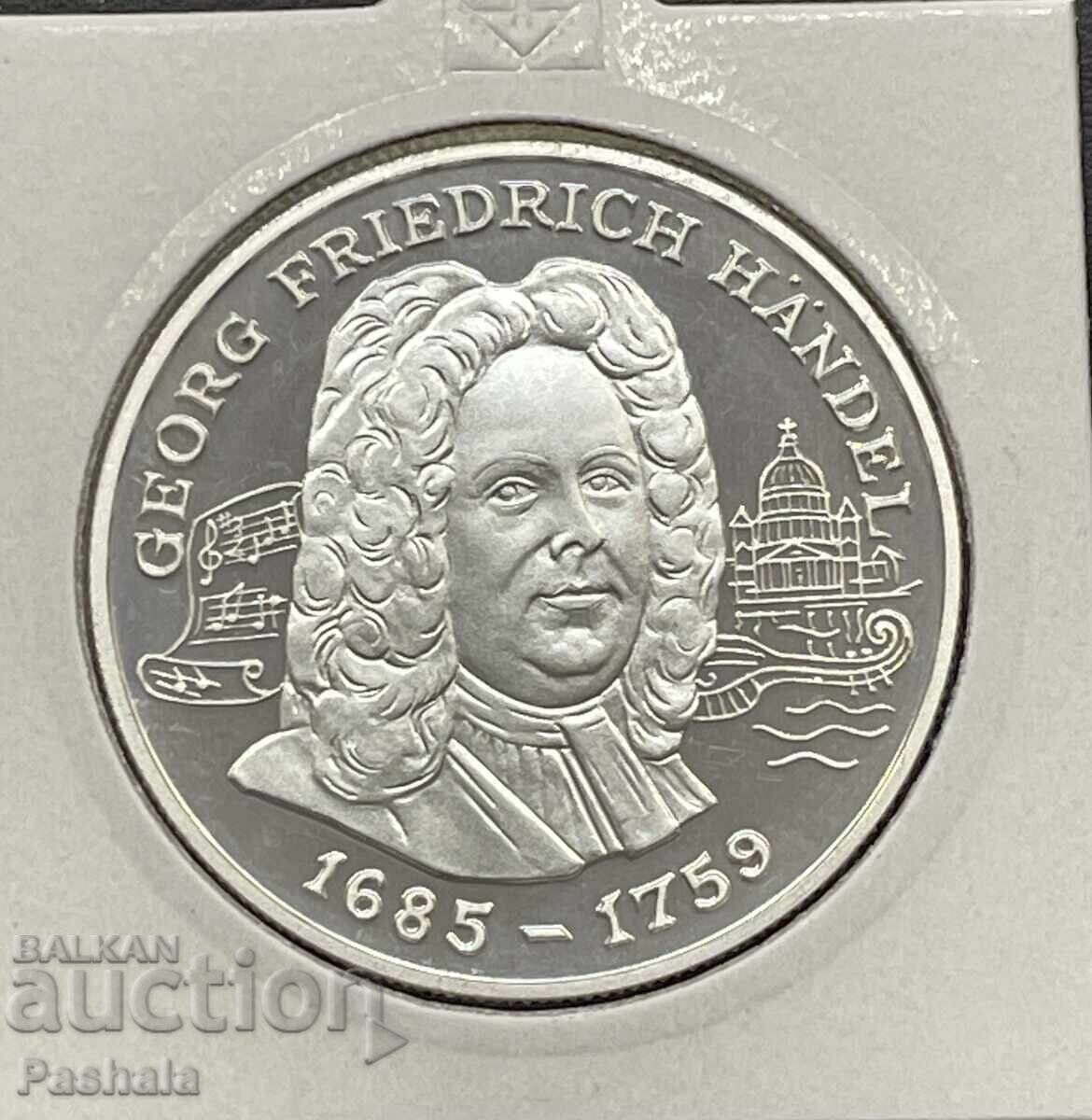 Андора 10 динера 1998 г. Андора 10 динера 1998 г.