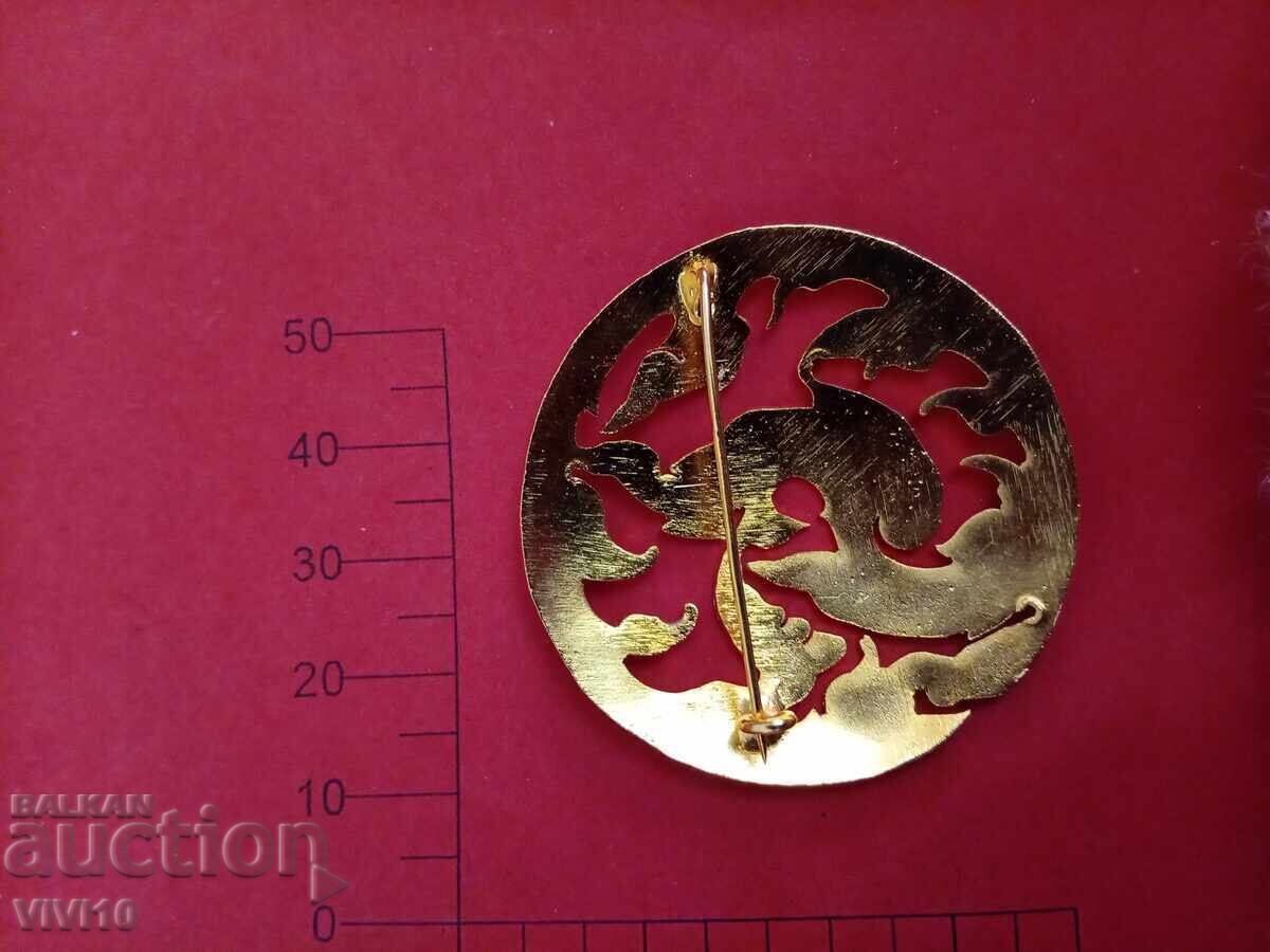 Старинна брошка емаил, клазоне с цена € 35.79 | 70.00 лв. Старинна брошка емаил, клазоне с цена € 35.79 | 70.00 лв.