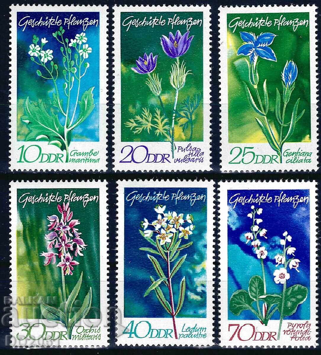 Germany GDR 1970 - Flowers MNH