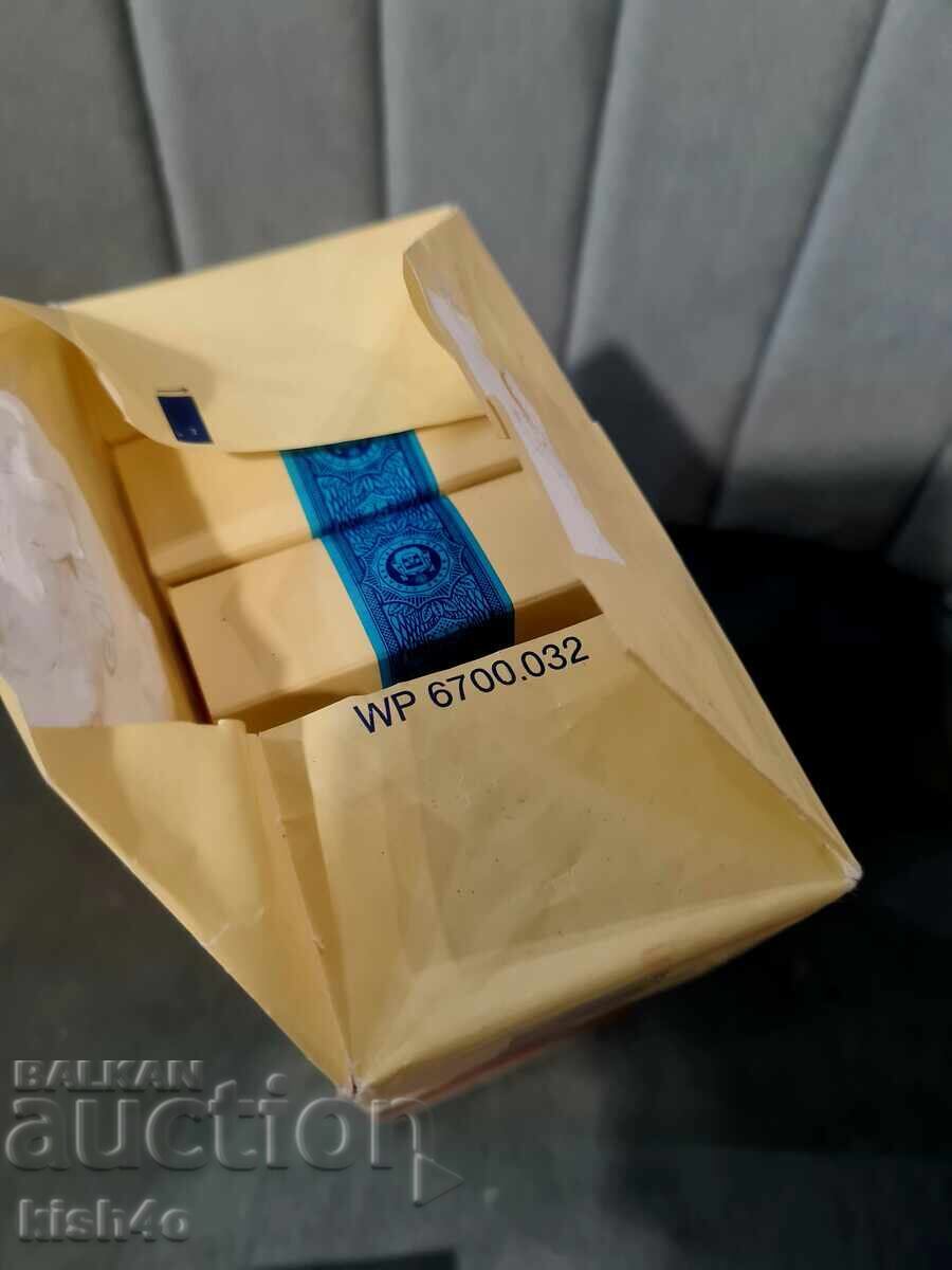 Cutii de țigări Golden AMERICAN - bax cu preț 80.00 BGN | € 40.90