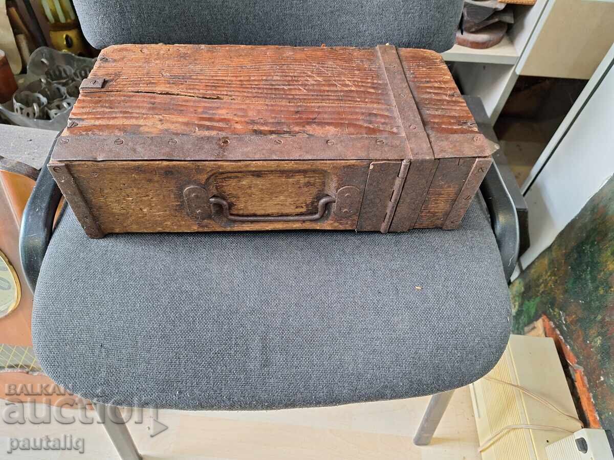 AMMUNITION BOX WWI - 5