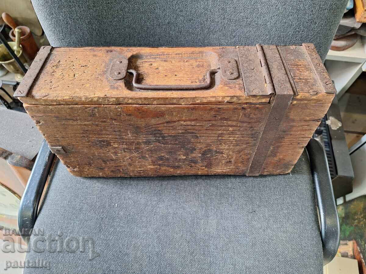 AMMUNITION BOX WWI