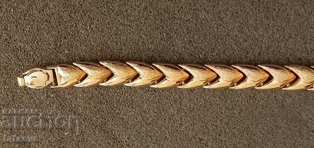 Delivery of Massive Gold Bracelet, 23.53 g. Assay 585/14 karat