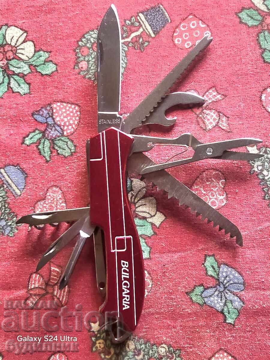 Brand new BZC foot. I'm listing over 100 Auctions. Take a look!