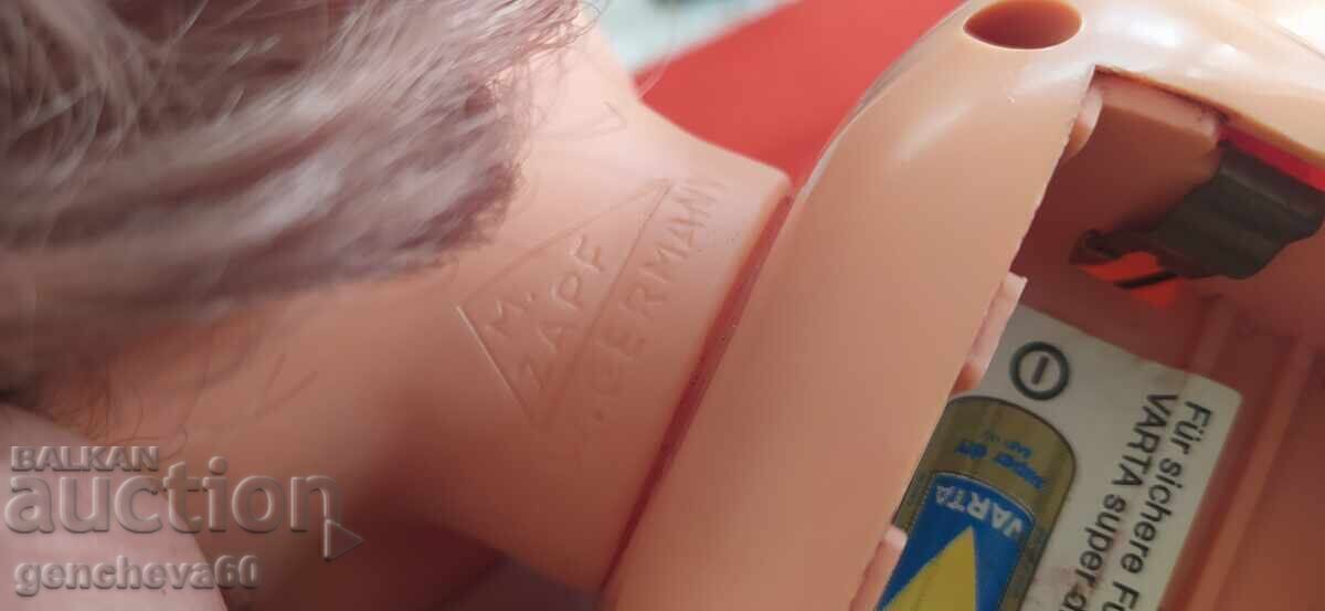 Κούκλα ZAPF Germany με καινούργια πλεκτά ρούχα - 6