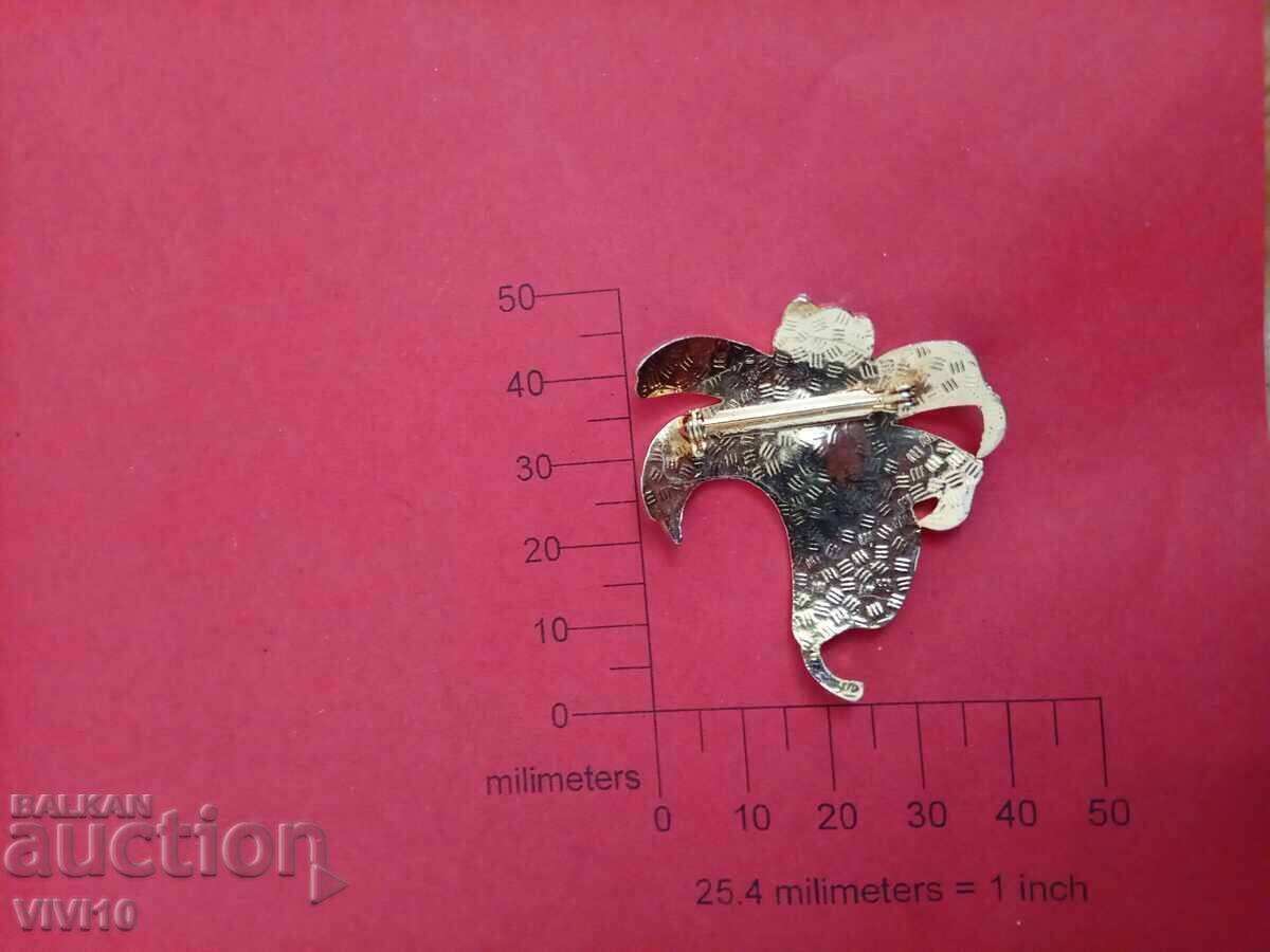 Αρχαία καρφίτσα σμάλτου, Επιχρύσωση, κλαζόνε με τιμή 50.00 BGN | € 25.56