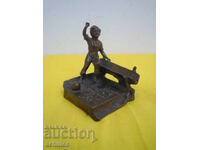 FIGURĂ DE BOWLING GERMANĂ