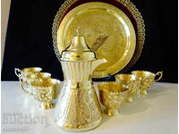 Serviciu de cafea din bronz, arabesc