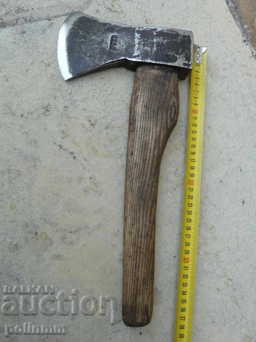 Old German Axe - 560