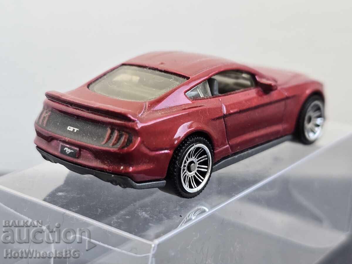 Livrarea Matchbox MB 1226-19 Ford Mustang Coupe Livrarea Matchbox MB 1226-19 Ford Mustang Coupe