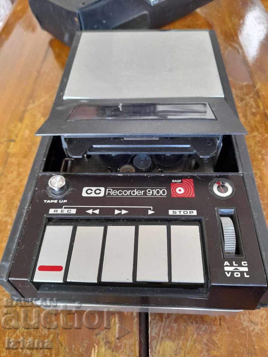 Παλιό κασετόφωνο BASF με τιμή 37.00 BGN | € 18.92 Παλιό κασετόφωνο BASF με τιμή 37.00 BGN | € 18.92