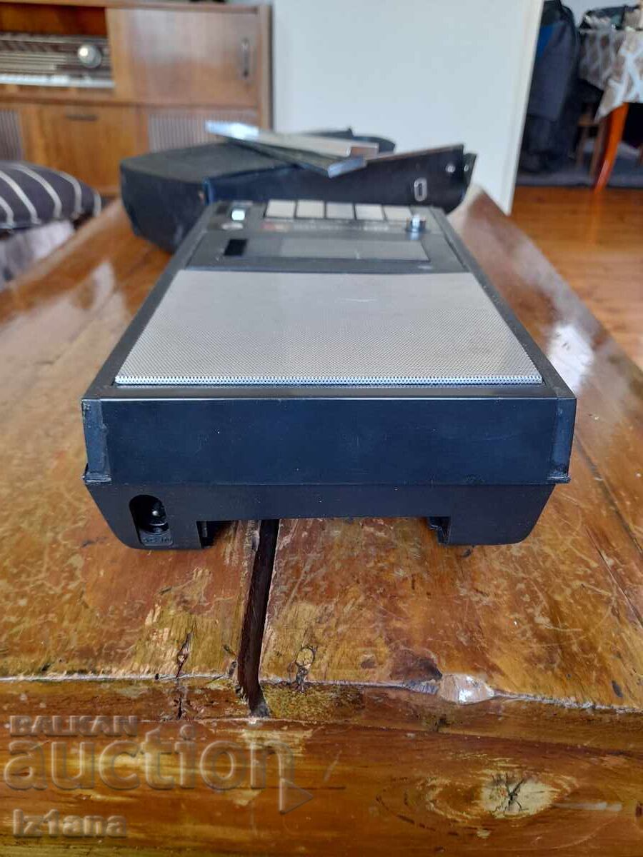 Παράδοση Παλιό κασετόφωνο BASF Παράδοση Παλιό κασετόφωνο BASF