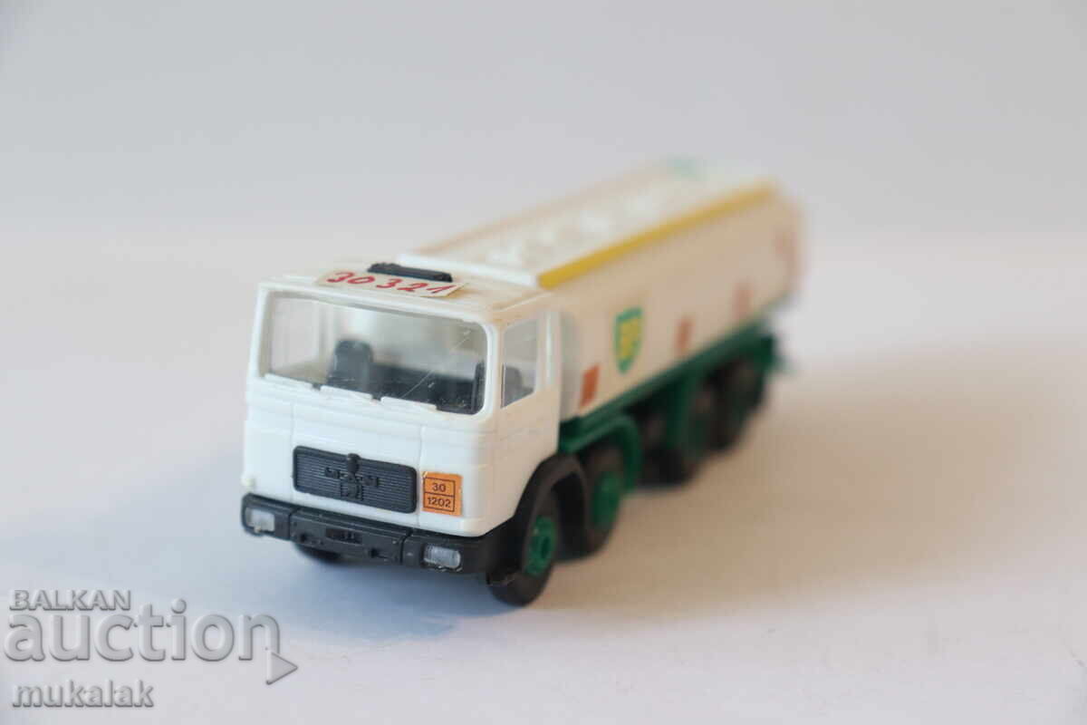 KIBRI H0 1/87 MAN ΔΕΞΑΜΕΝΟΦΟΡΟ ΦΟΡΤΗΓΟ ΜΟΝΤΕΛΟ ΑΥΤΟΚΙΝΗΤΟ με τιμή 15.00 BGN | € 7.67