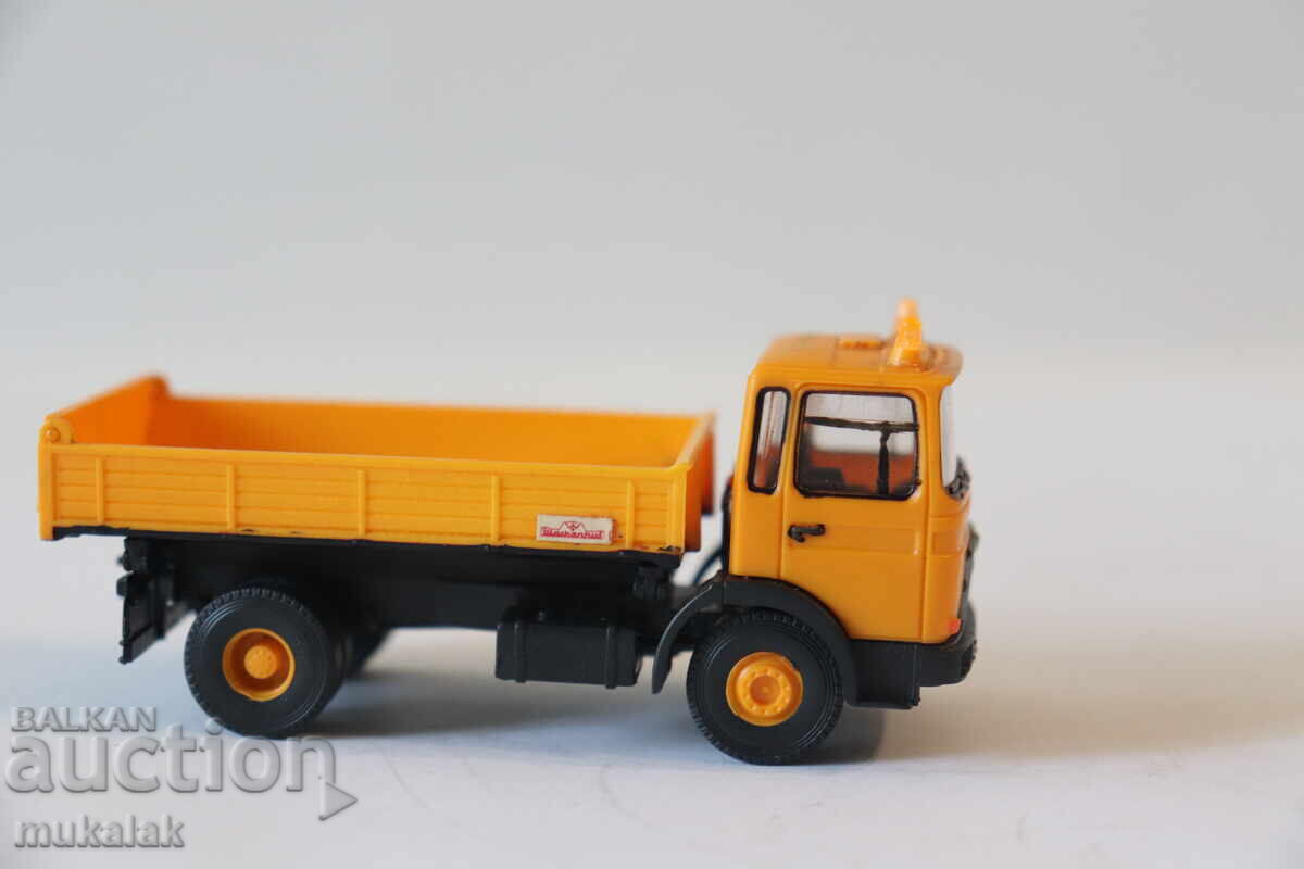 Licitație KIBRI H0 1/87 MAN CAMION MODEL MAȘINĂ Licitație KIBRI H0 1/87 MAN CAMION MODEL MAȘINĂ