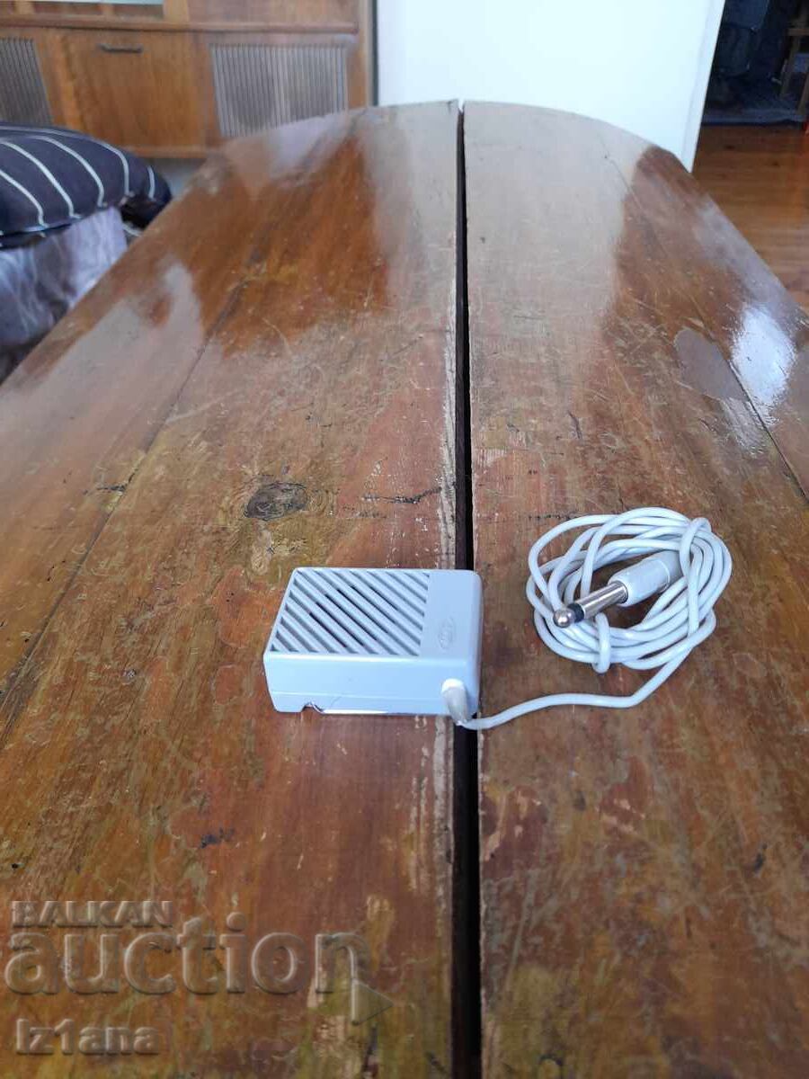 Microfon vechi Sharp Microfon vechi Sharp