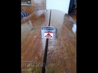 Παλιό αναπτήρας Bulgartabac, Τσιγάρα Κομ