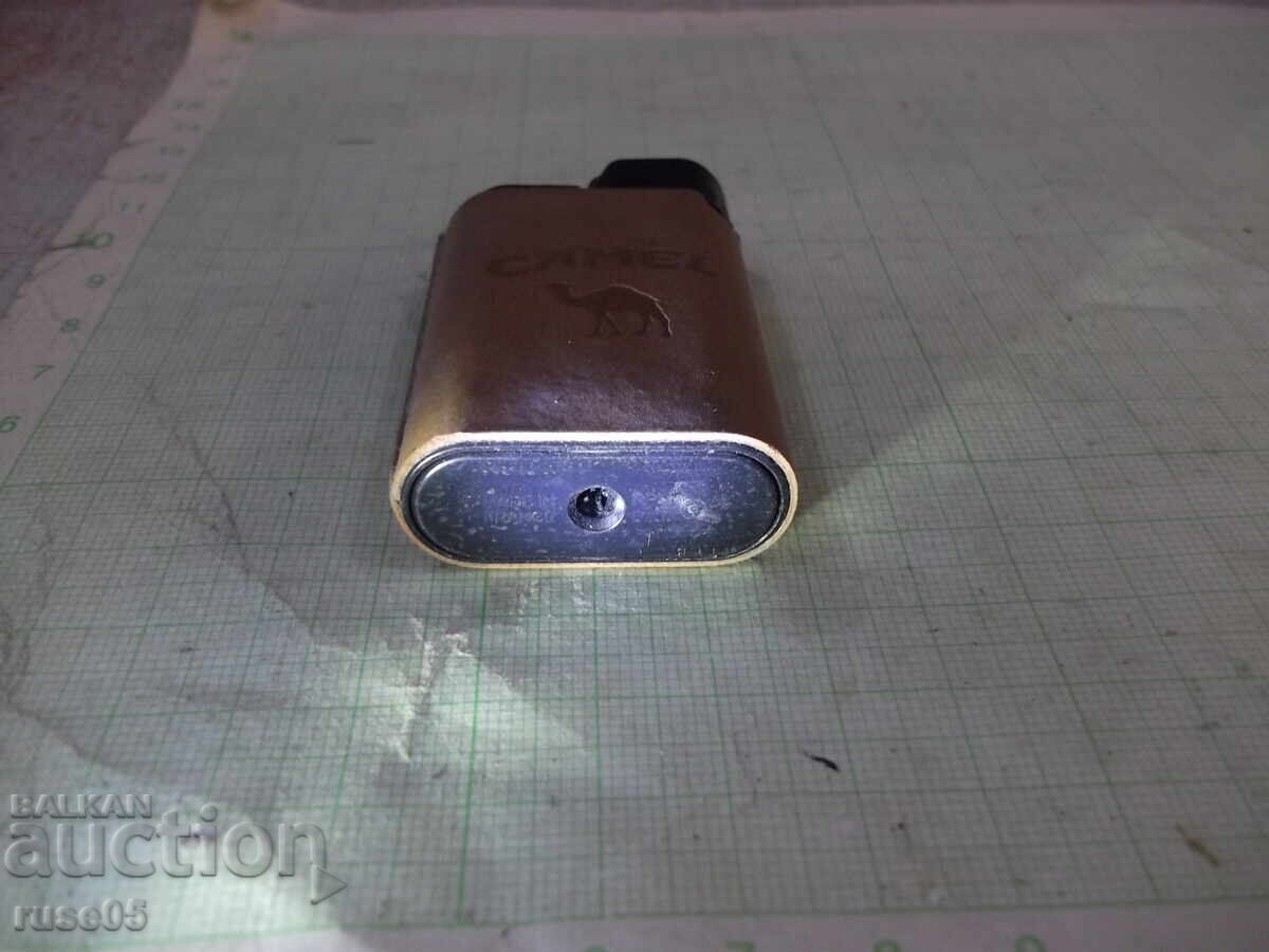 Аукцион Запалка "CAMEL" френска газова с камъче работеща Аукцион Запалка "CAMEL" френска газова с камъче работеща