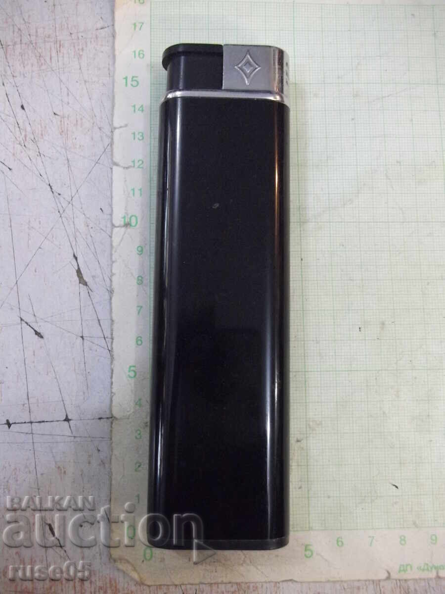 Gas lighter with soft flame, piezoelectric, long, working with price 10.00 BGN | € 5.11