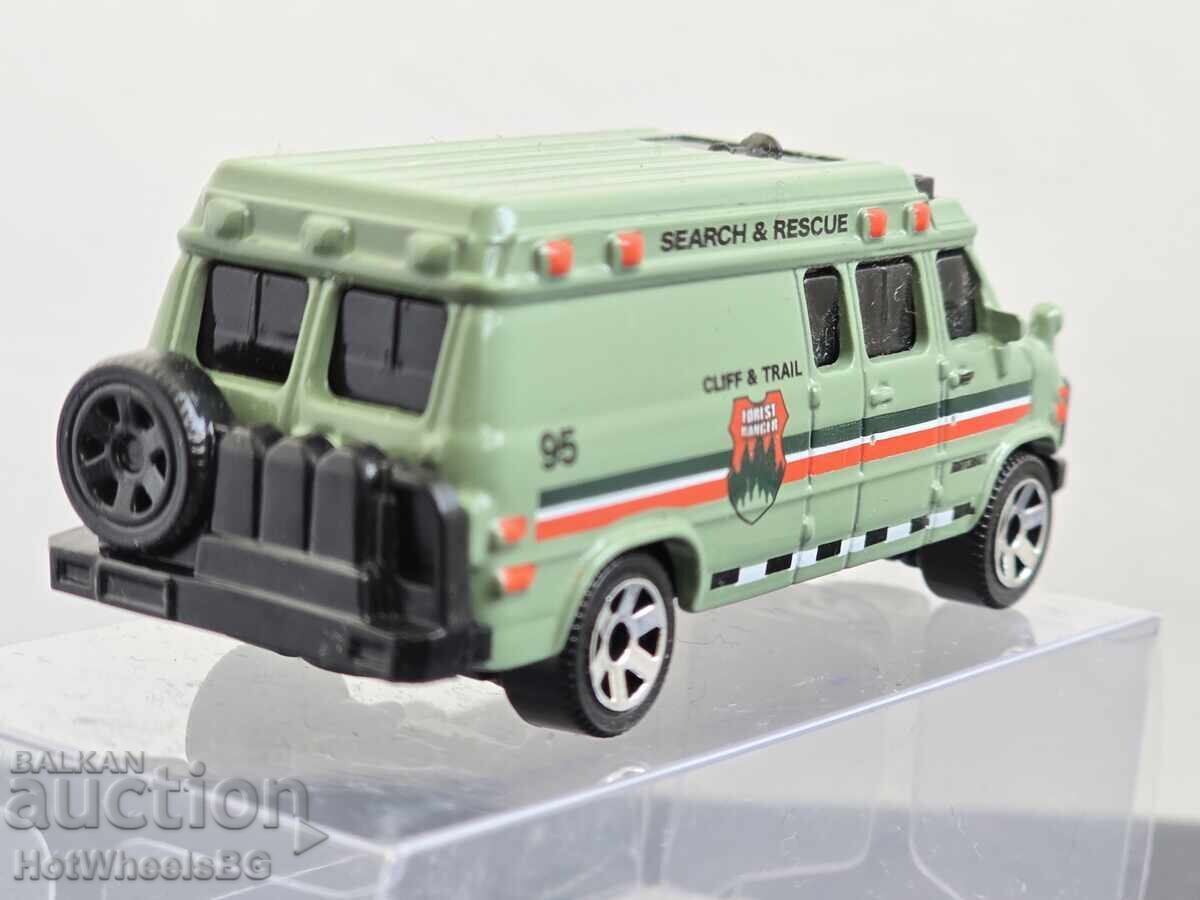 Matchbox No.MB 1052-Custom '95 Chevy Van - 5