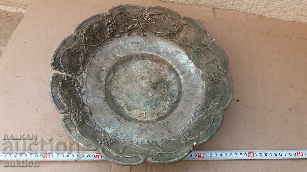 ДЕБЕЛО ПОСРЕБРЕНА ФРУКТИЕРА с цена 11.99 лв. | € 6.13 ДЕБЕЛО ПОСРЕБРЕНА ФРУКТИЕРА с цена 11.99 лв. | € 6.13