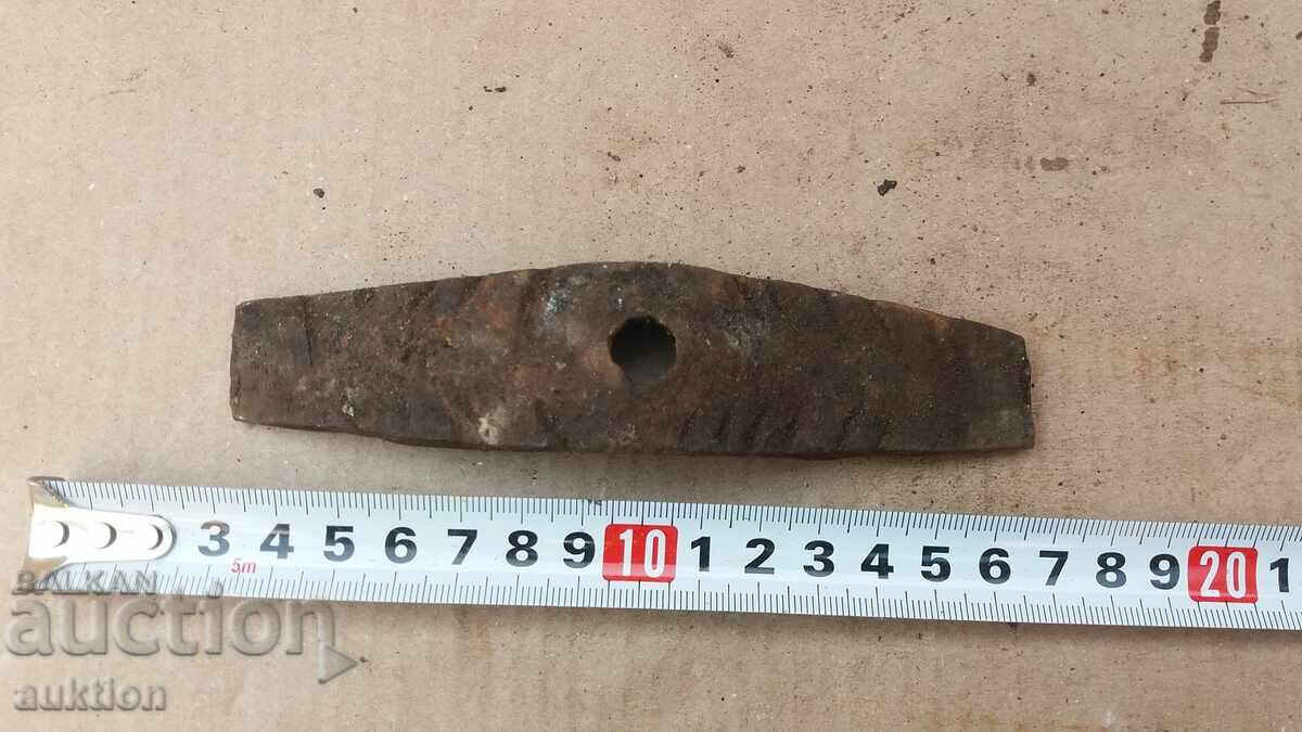 СТАРО МАЛКО ЗАНАЯТЧИЙСКО ЧУКЧЕ с цена 3.99 лв. | € 2.04