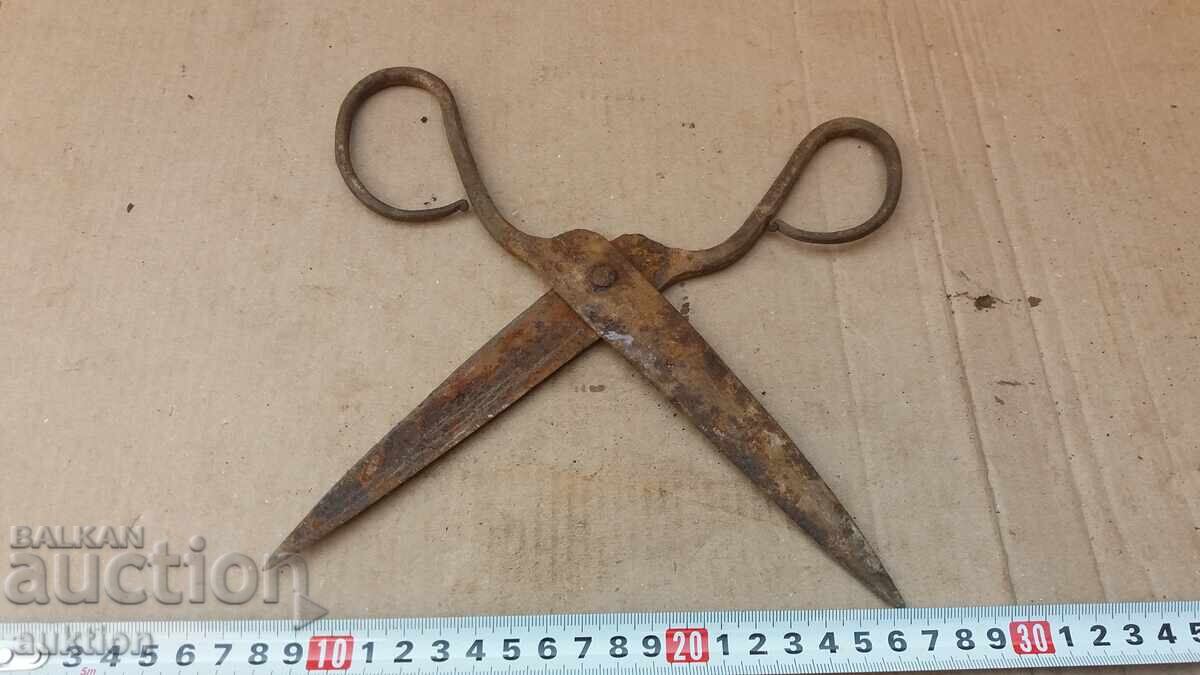 Forged Revival-era Abadji Scissors - 7