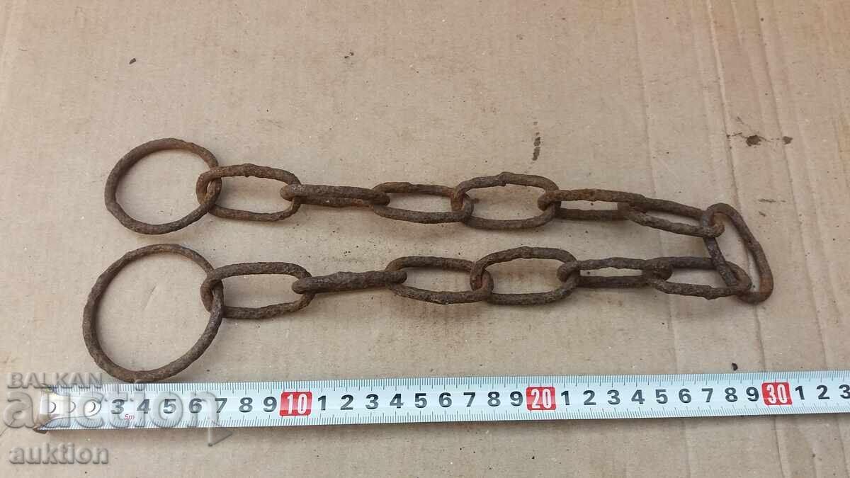 CHAIN, SHACKLE FOR LOCKING THE GATE - 6 CHAIN, SHACKLE FOR LOCKING THE GATE - 6