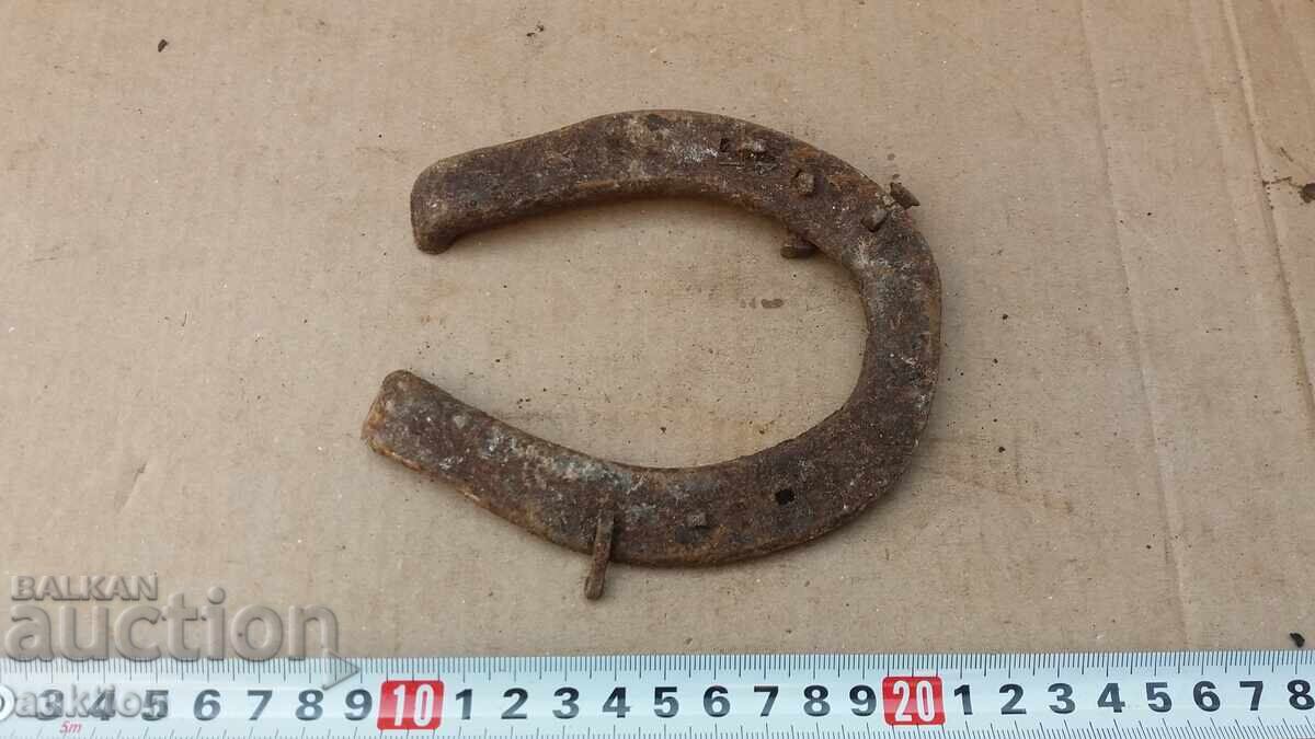 Παράδοση ΣΦΥΡΗΤΟ ΠΕΤΑΛΟ