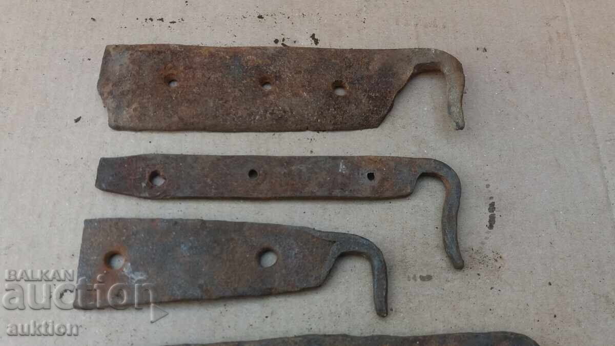 Аукцион МАСИВНИ КОВАНИ ЗАКЛЮЧАЛКИ ЗА ПОРТА Аукцион МАСИВНИ КОВАНИ ЗАКЛЮЧАЛКИ ЗА ПОРТА