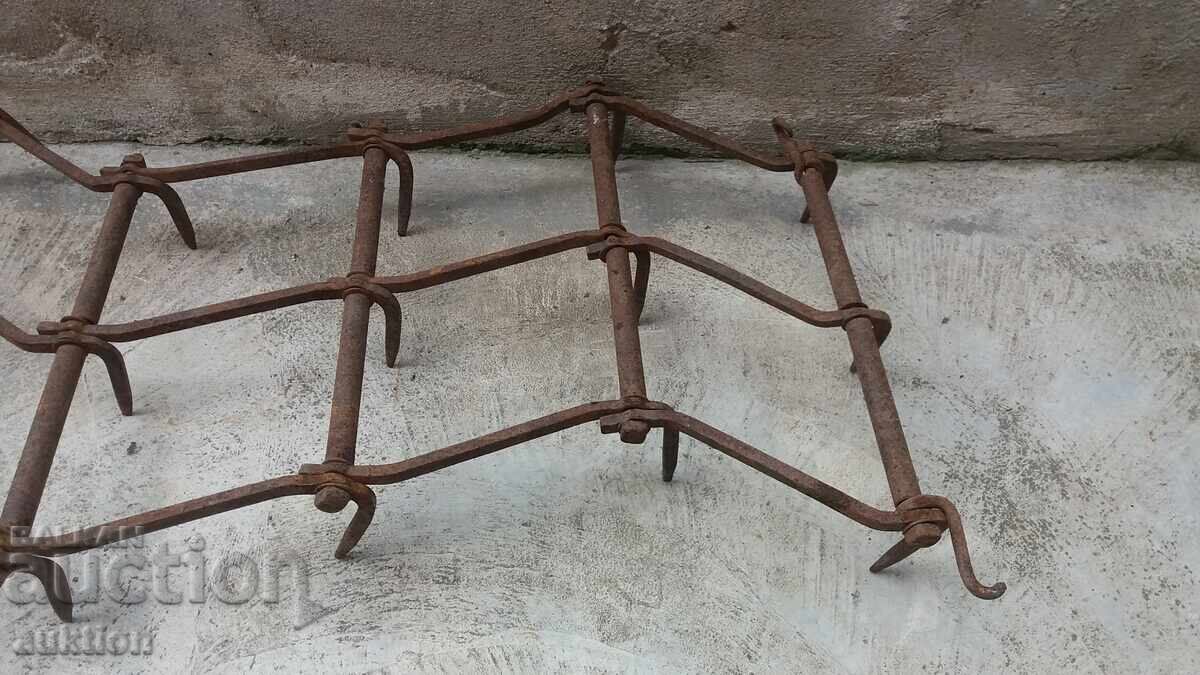 GRAFĂ MASIVĂ FORJATĂ, UNELTĂ AGRICOLĂ cu preț 69.99 BGN | € 35.79