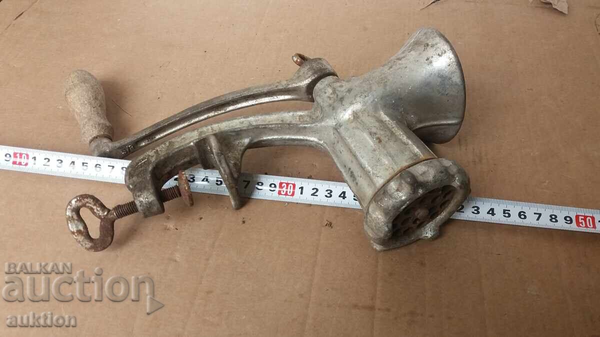 EXCELENTĂ TOCĂTOR DE CARNE MICĂ - FUNCȚIONALĂ - 5 EXCELENTĂ TOCĂTOR DE CARNE MICĂ - FUNCȚIONALĂ - 5