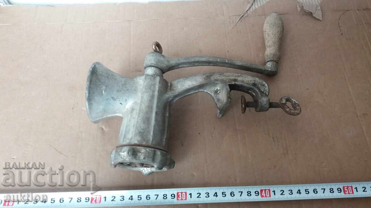 EXCELENTĂ TOCĂTOR DE CARNE MICĂ - FUNCȚIONALĂ EXCELENTĂ TOCĂTOR DE CARNE MICĂ - FUNCȚIONALĂ