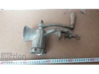 EXCELENTĂ TOCĂTOR DE CARNE MICĂ - FUNCȚIONALĂ