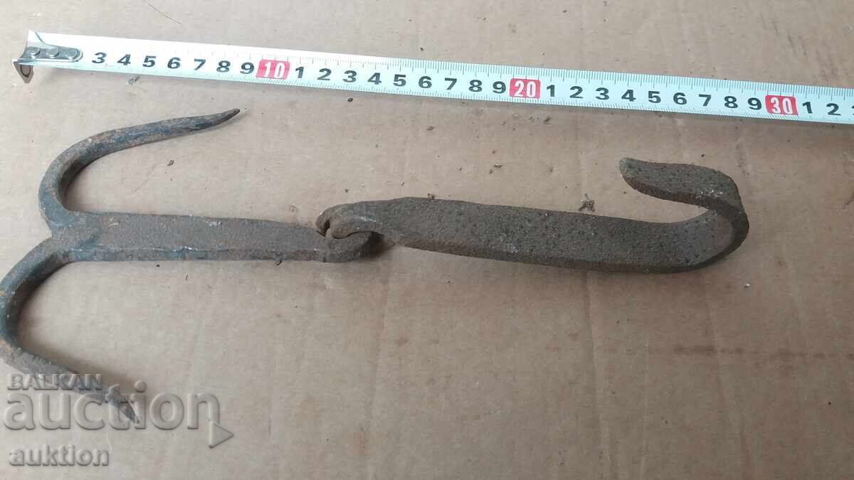 КОВАНА КУКА, ЧЕНГЕЛ - ВЪЗРАЖДАНЕ с цена 12.99 лв. | € 6.64