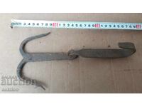 Σφυρήλατο άγκιστρο, γάντζος - Αναγέννηση