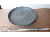 ОТЛИЧНА КОВАНА ГОЛЯМА ВЪЗРОЖДЕНСКА БАКЪРЕНА ТАВА