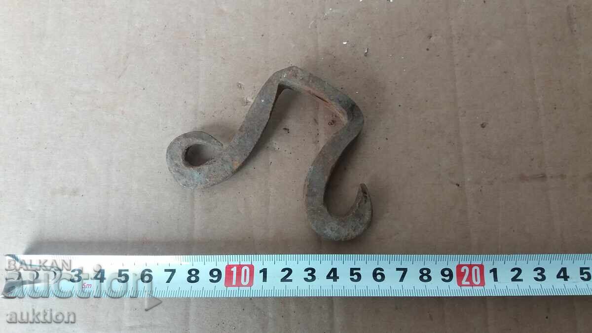 ORNAMENT FORJAT STAR cu preț 2.99 BGN | € 1.53